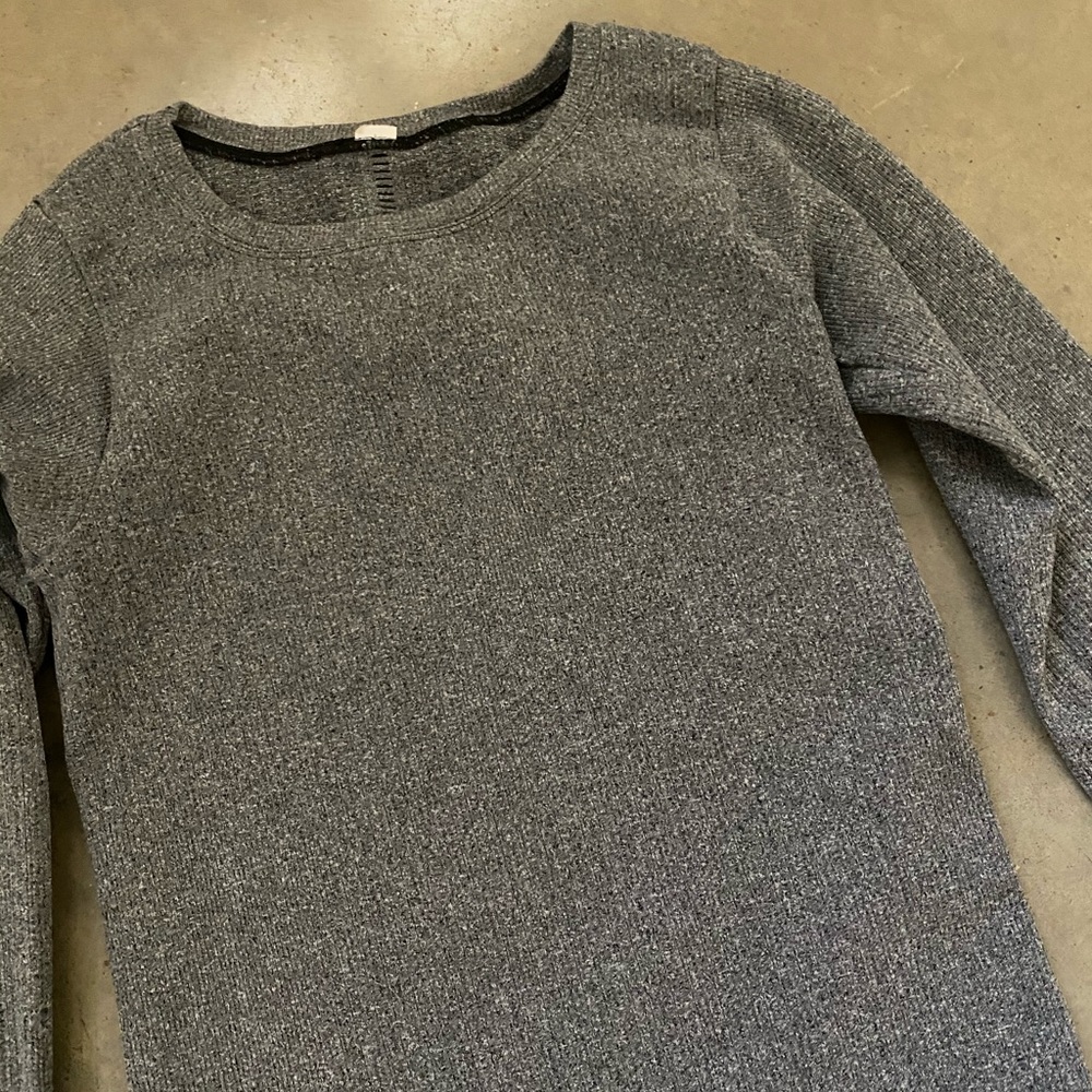 ALO Long Sleeve Fitted Top - XS